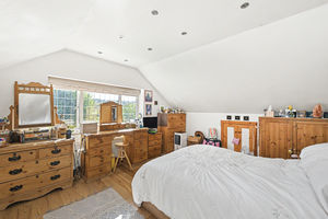 Photo 19- click for photo gallery